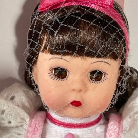 Rare Madame Alexander restrung 8" Wendy's Favorite Fairy Tales NIB/MIB. - Picture 2 of 7